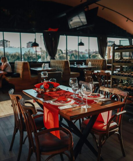 Services Frisch’s Big Boy Restaurant Somerset